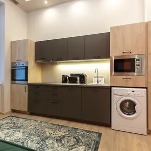  Apartament E12 Boutique